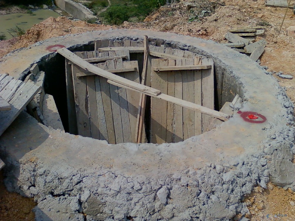 上海人工挖孔桩施工